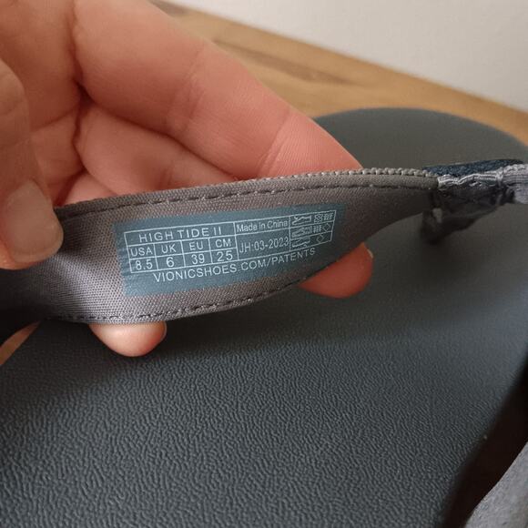 Vionic High Tide Pewter Patent Leather Platform Sandal Women's Size 8.5 M - Picture 8 of 11